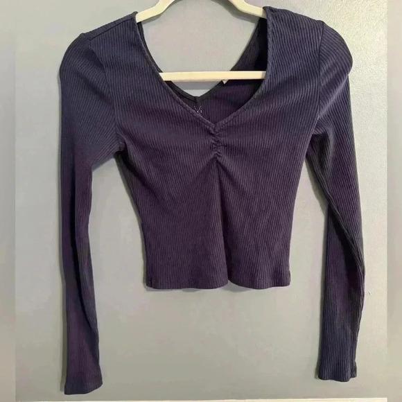 long sleeve - Picture 1 of 3